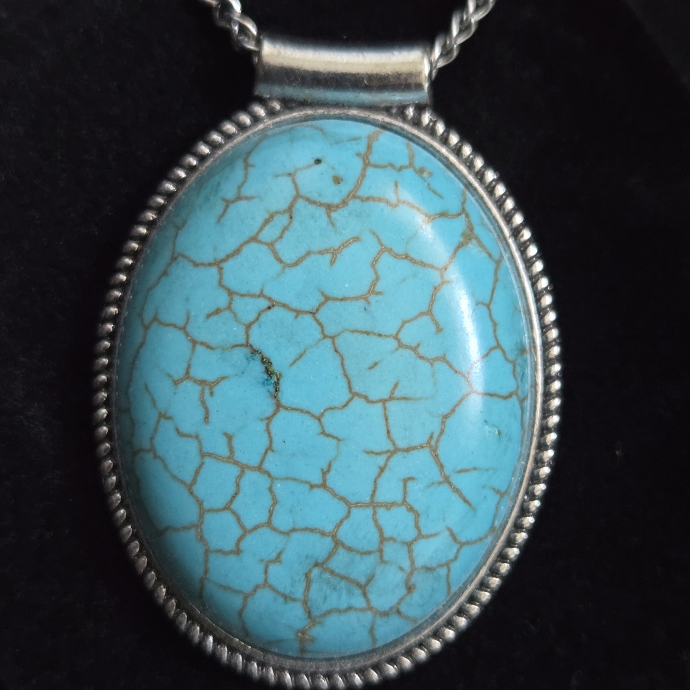 Turquoise Oval Pendant Necklace